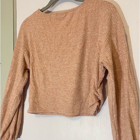 pink crop sweater - Picture 2 of 6
